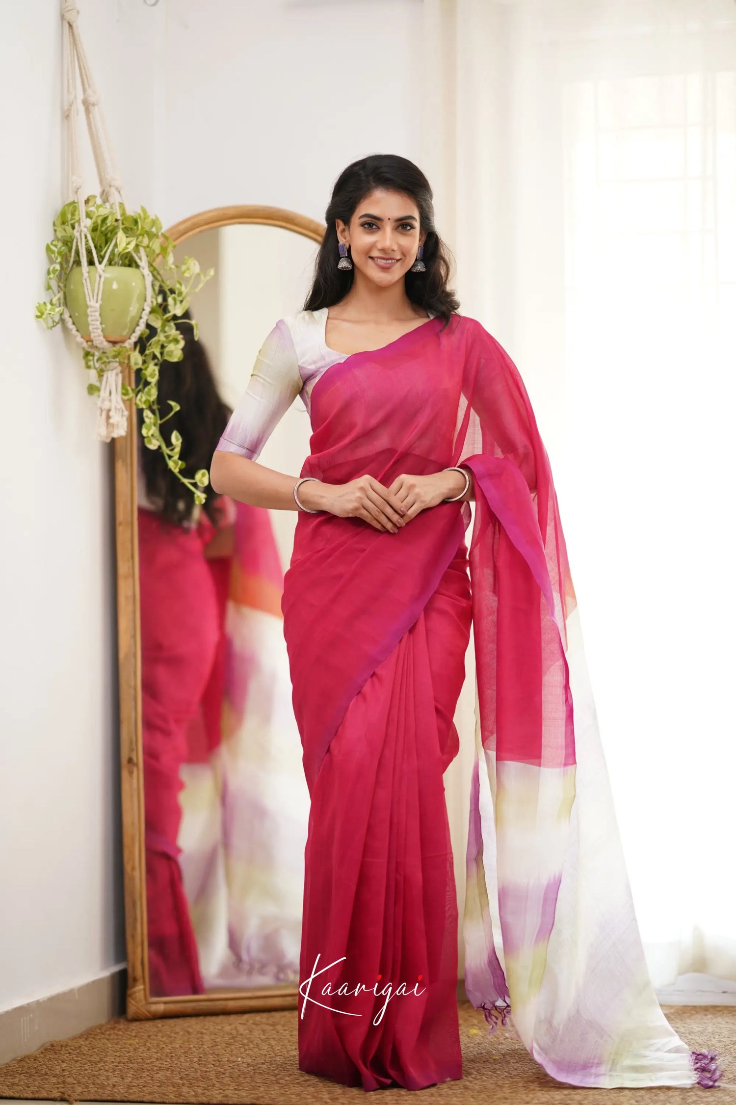 Madura Mangalagiri Saree - Pink And White Sarees