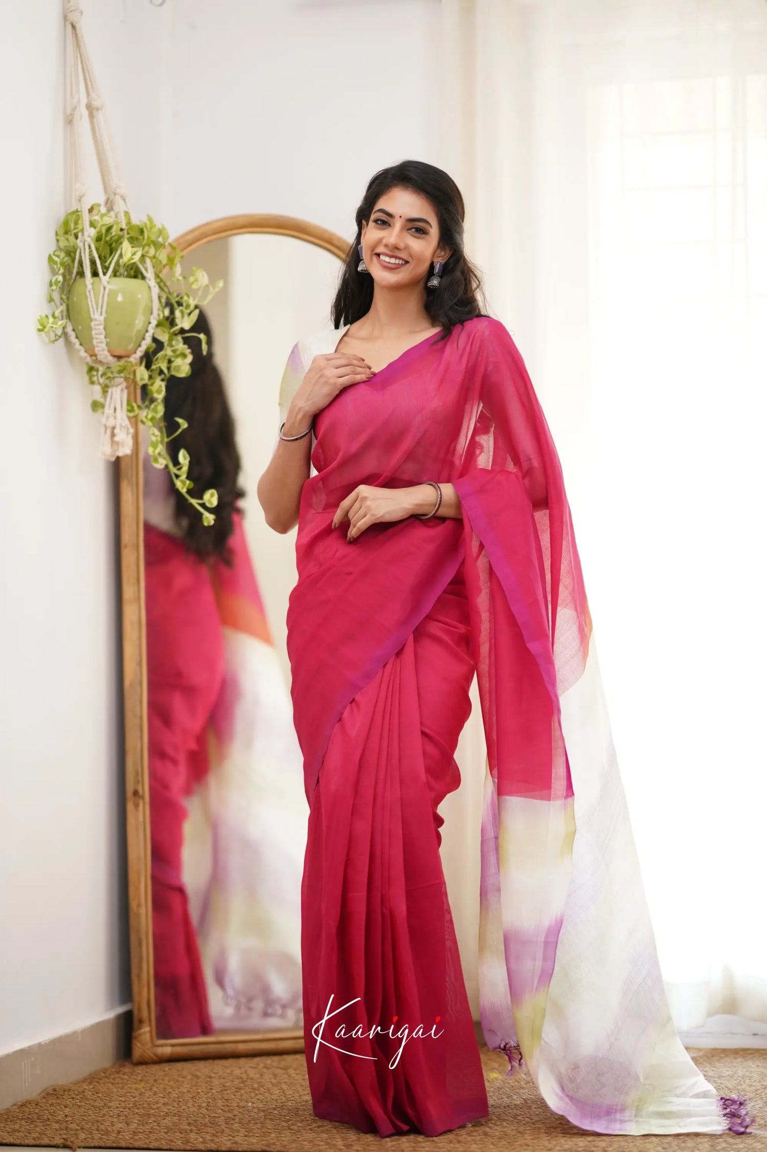 Madura Mangalagiri Saree - Pink And White Sarees