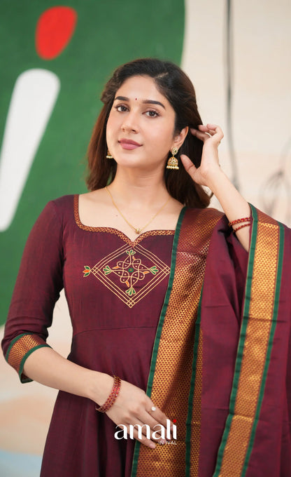 Maroon and Deep green Narayanpet Cotton Anarkali - Anarkalis