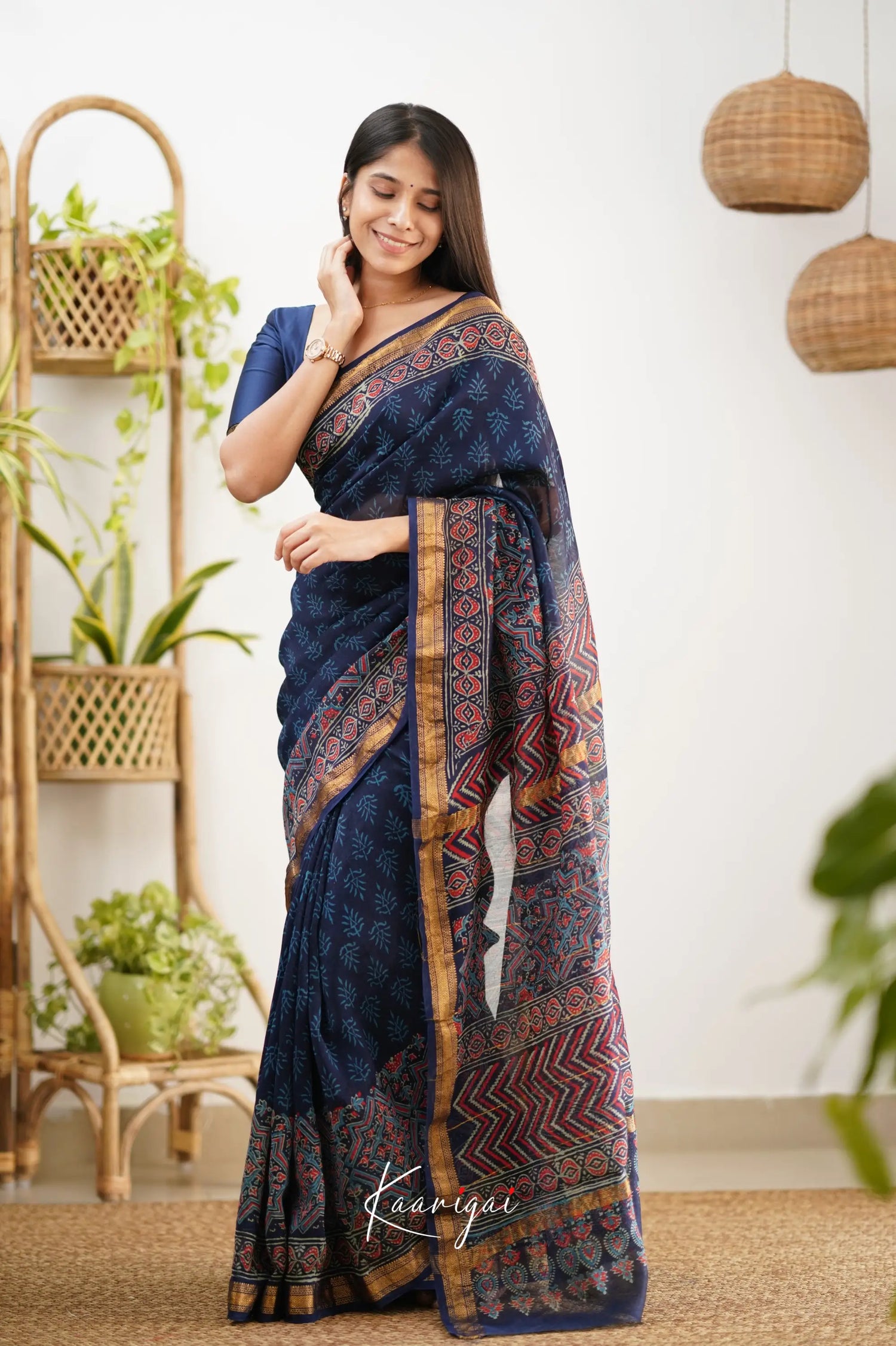 Mayuri Maheswari Silk Cotton Saree - Navy Blue Sarees