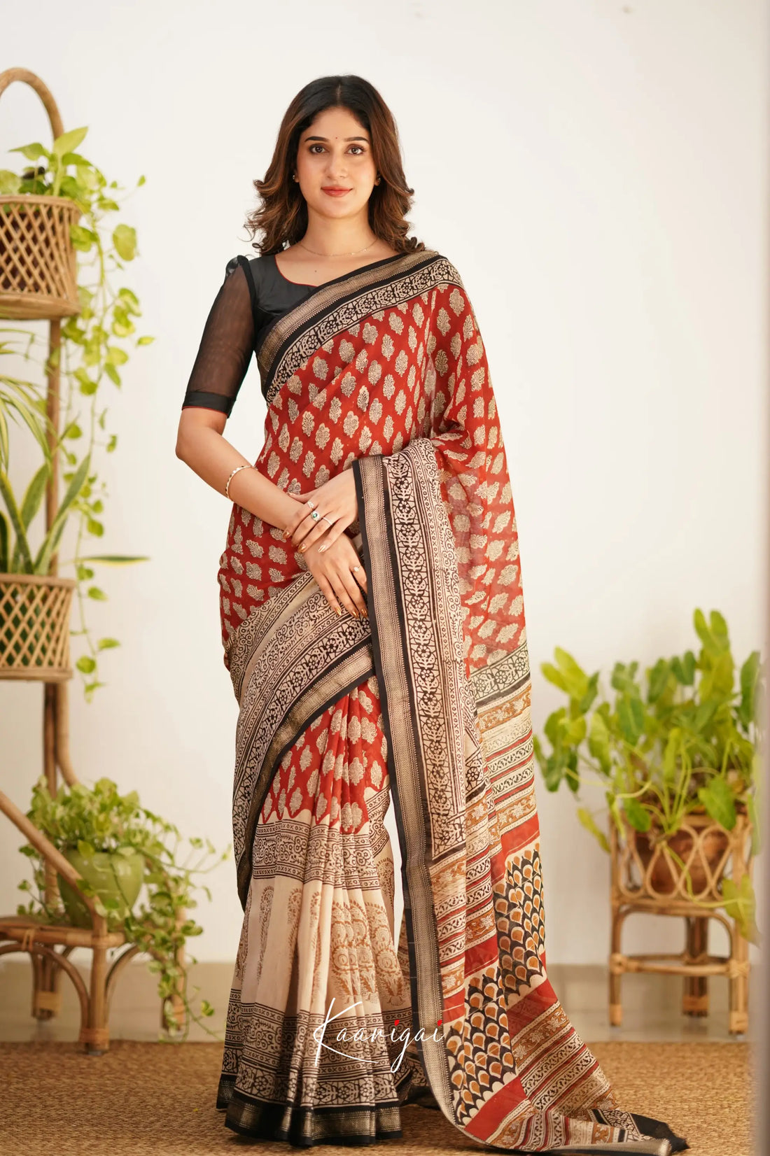 Mayuri Maheswari Saree - Red And Black Sarees