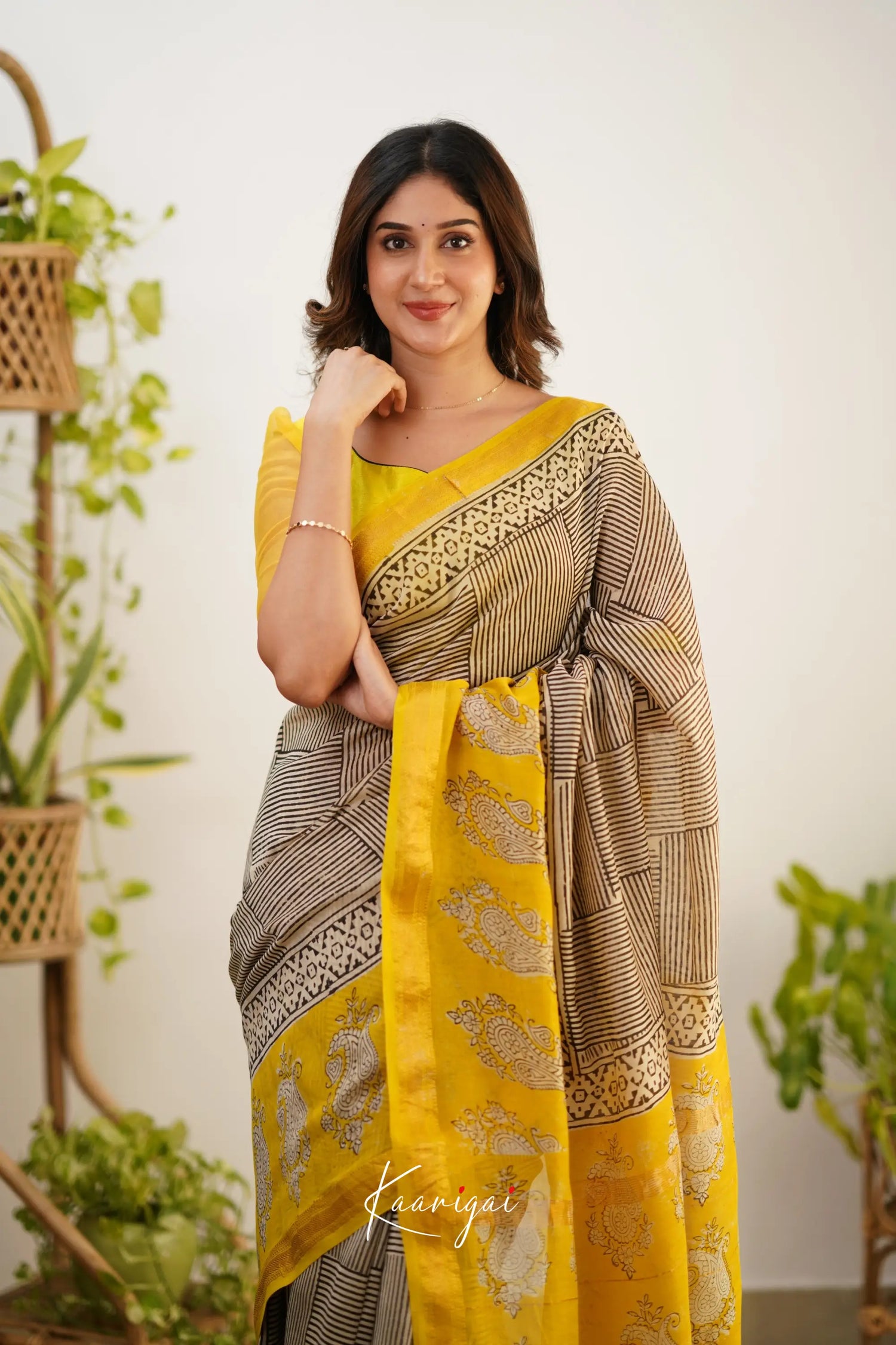 Mayuri Maheswari Saree - White And Yellow Sarees