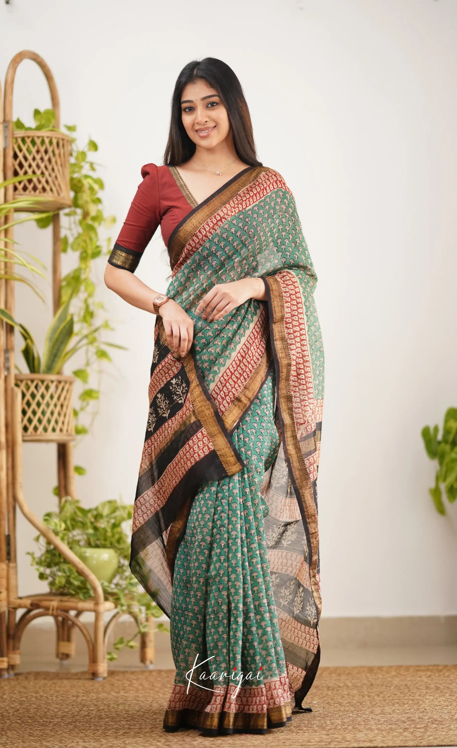 Mayuri Maheswari Silk Cotton Saree - Dark Green Sarees