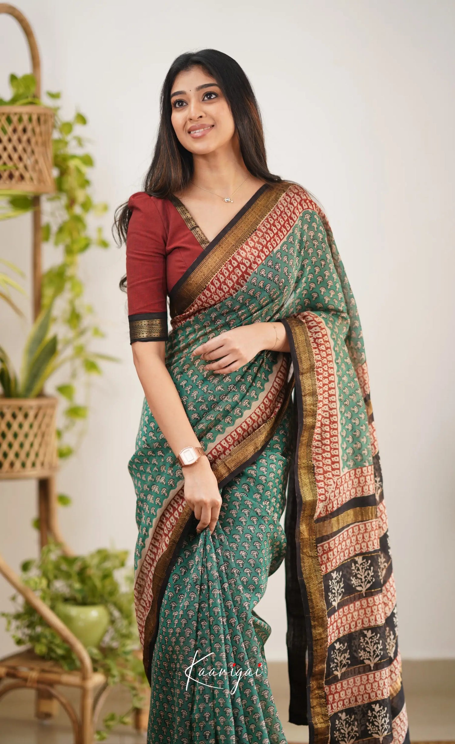 Mayuri Maheswari Silk Cotton Saree - Dark Green Sarees