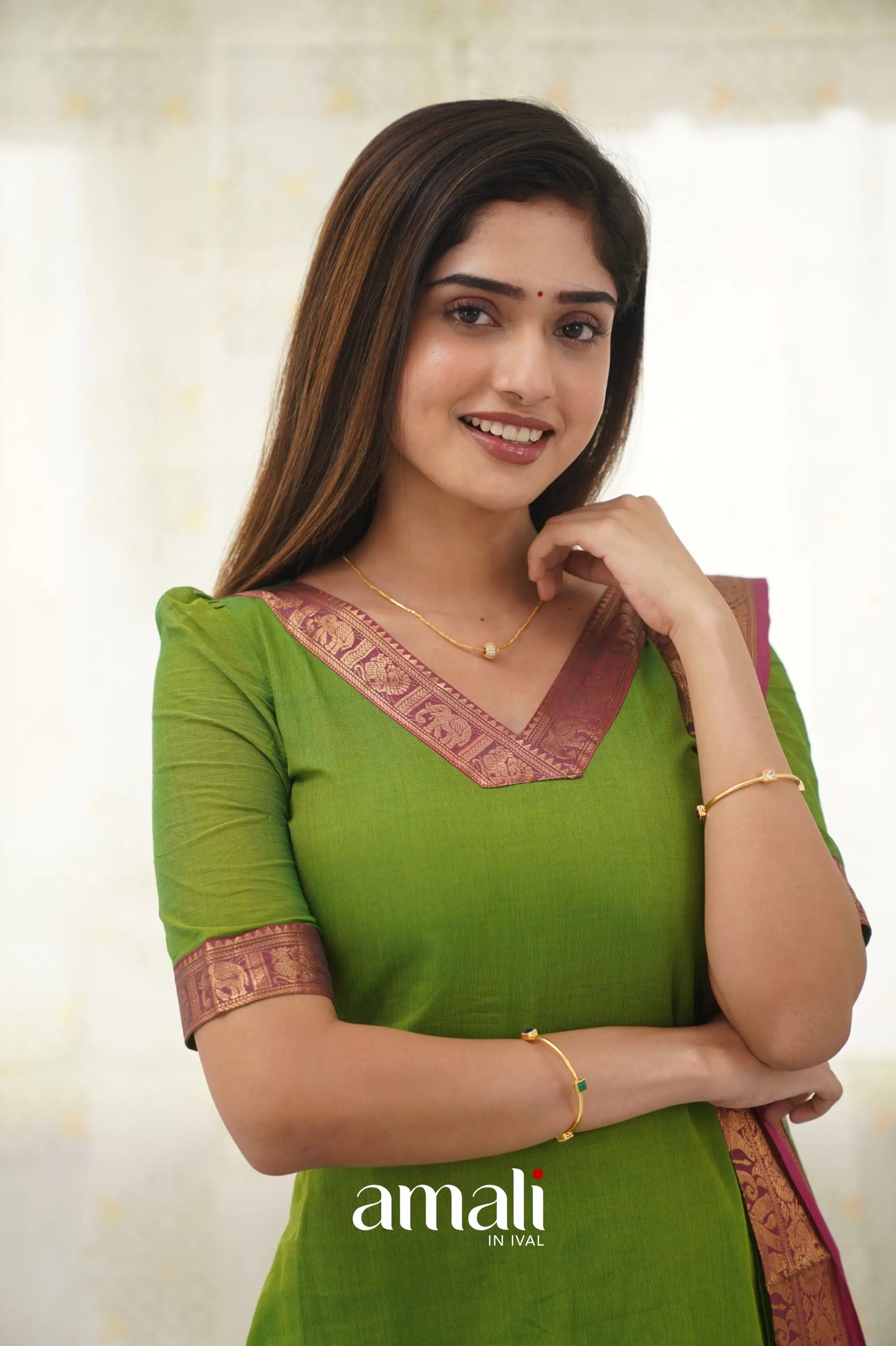 Meera Parrot Green Shade And Pink Tone Cotton Salwar Salwar