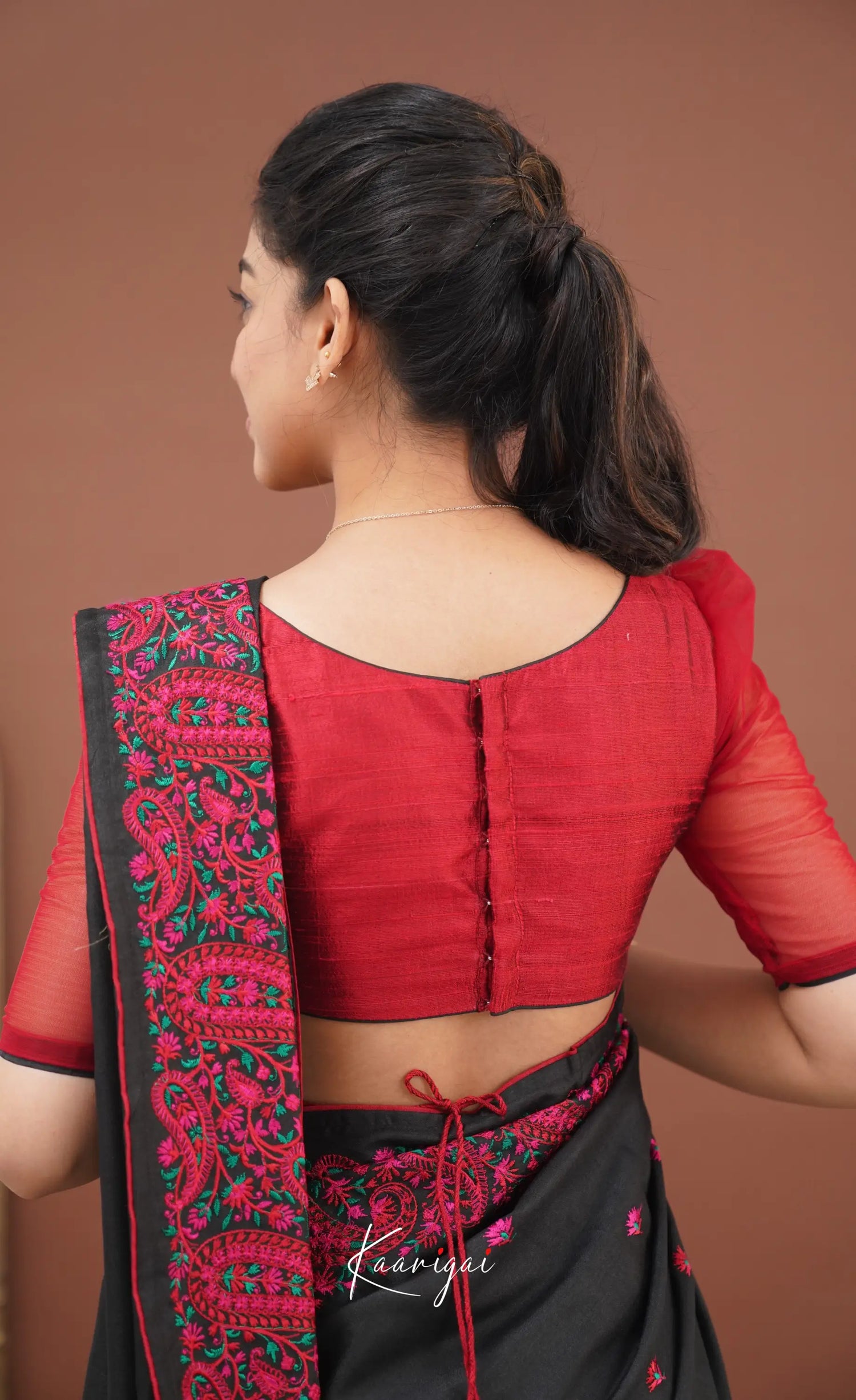 Nakshatra Semi Tissue Saree - Black And Red Sarees