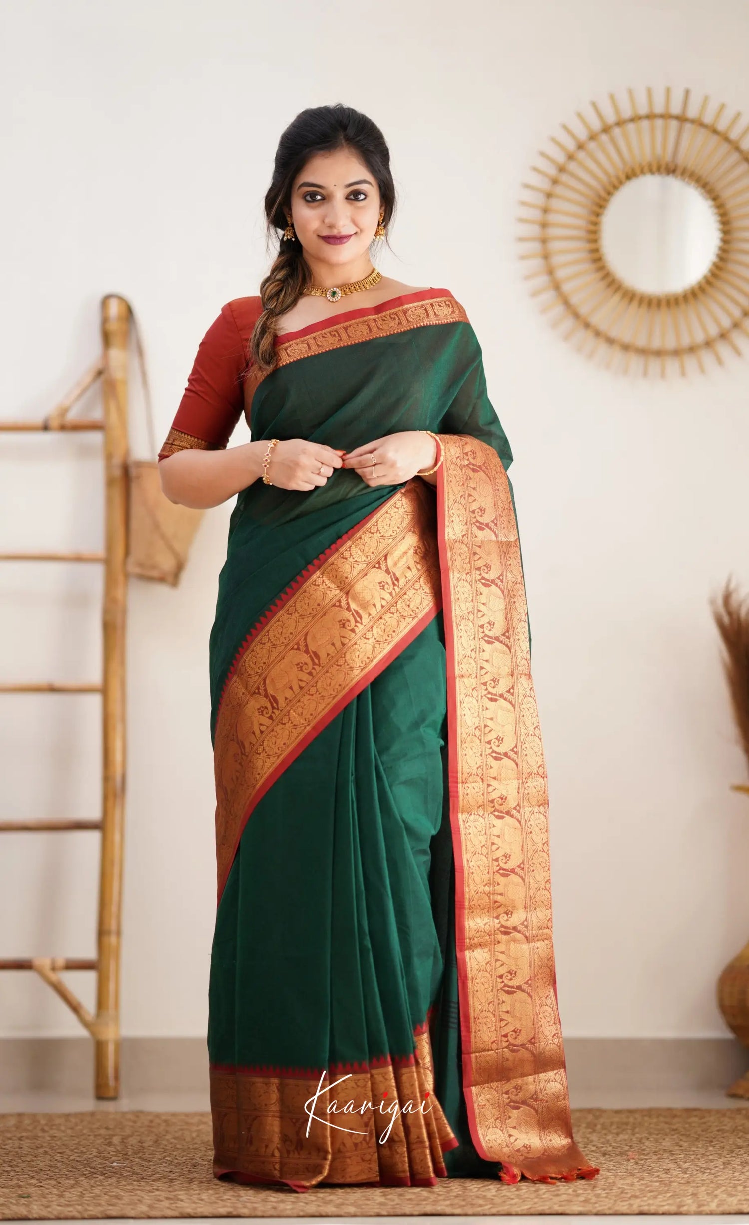 Nalinam - Dark Green And Reddish Maroon Cotton Saree Sarees