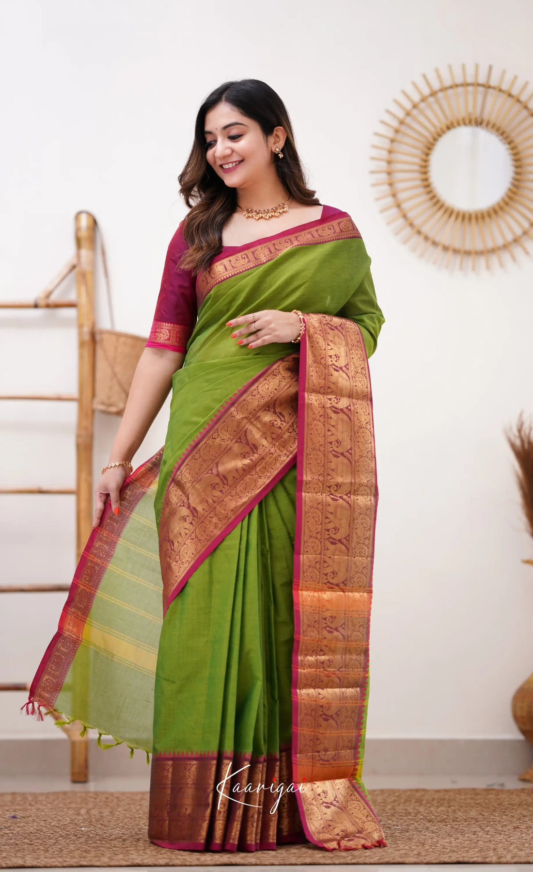 Nalinam - Parrot Green And Pinkish Magenta Cotton Saree Sarees