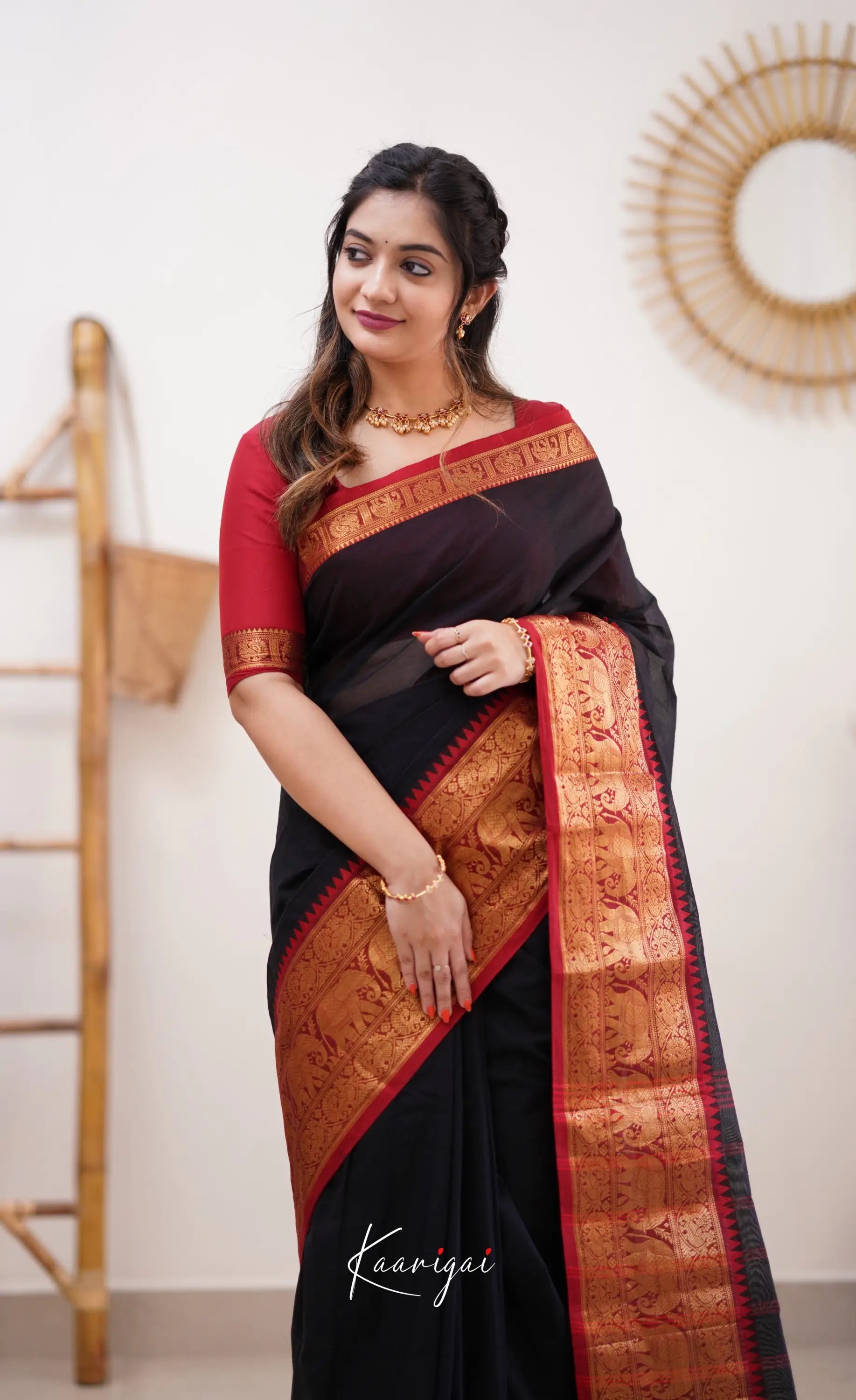 Nalinam - Red And Black Cotton Saree Sarees