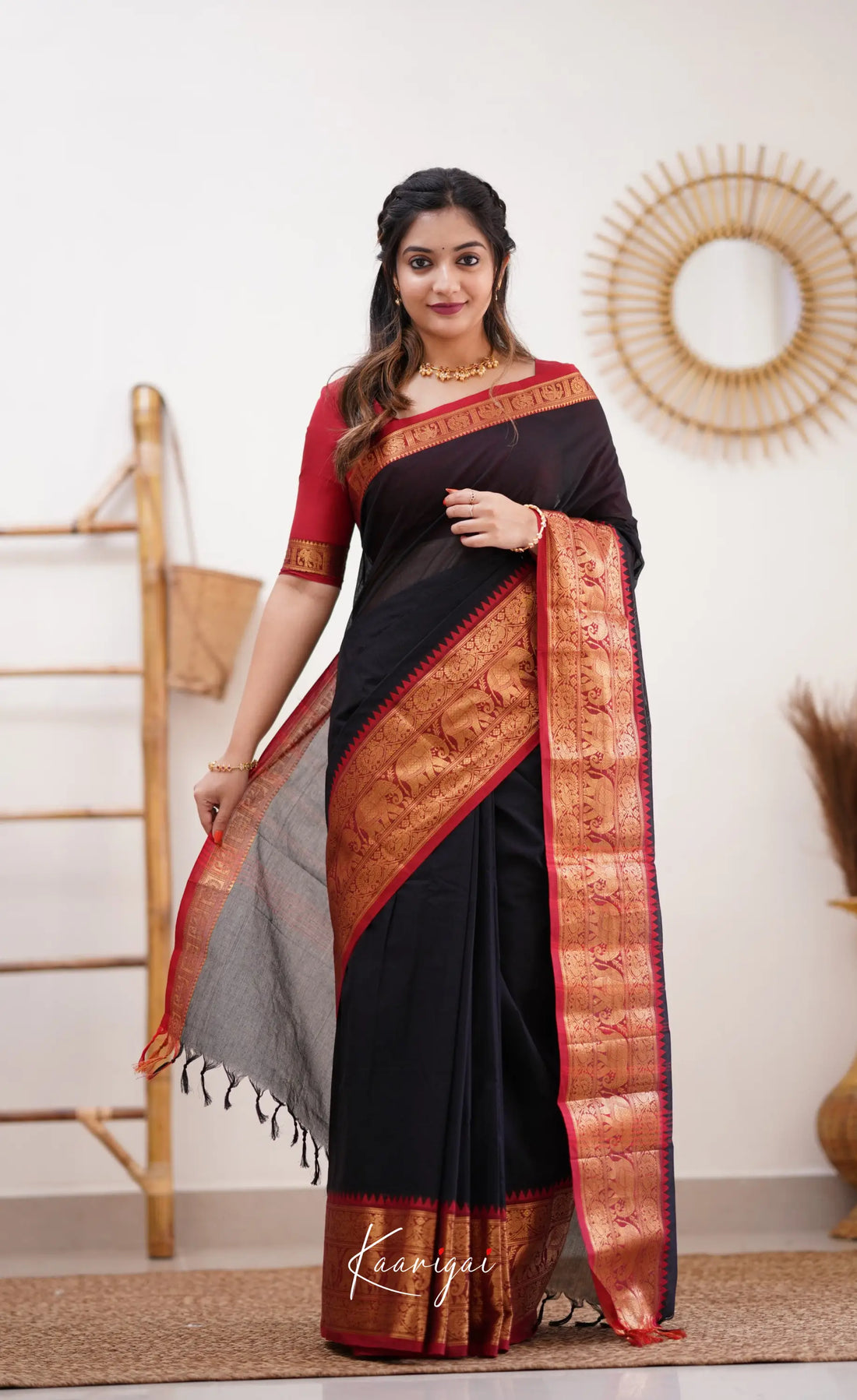 Nalinam - Red And Black Cotton Saree Sarees