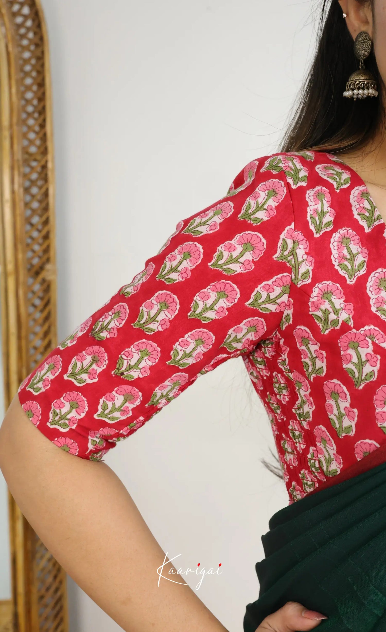 Nira Narayanpet Cotton Saree - Dark Green - Sarees