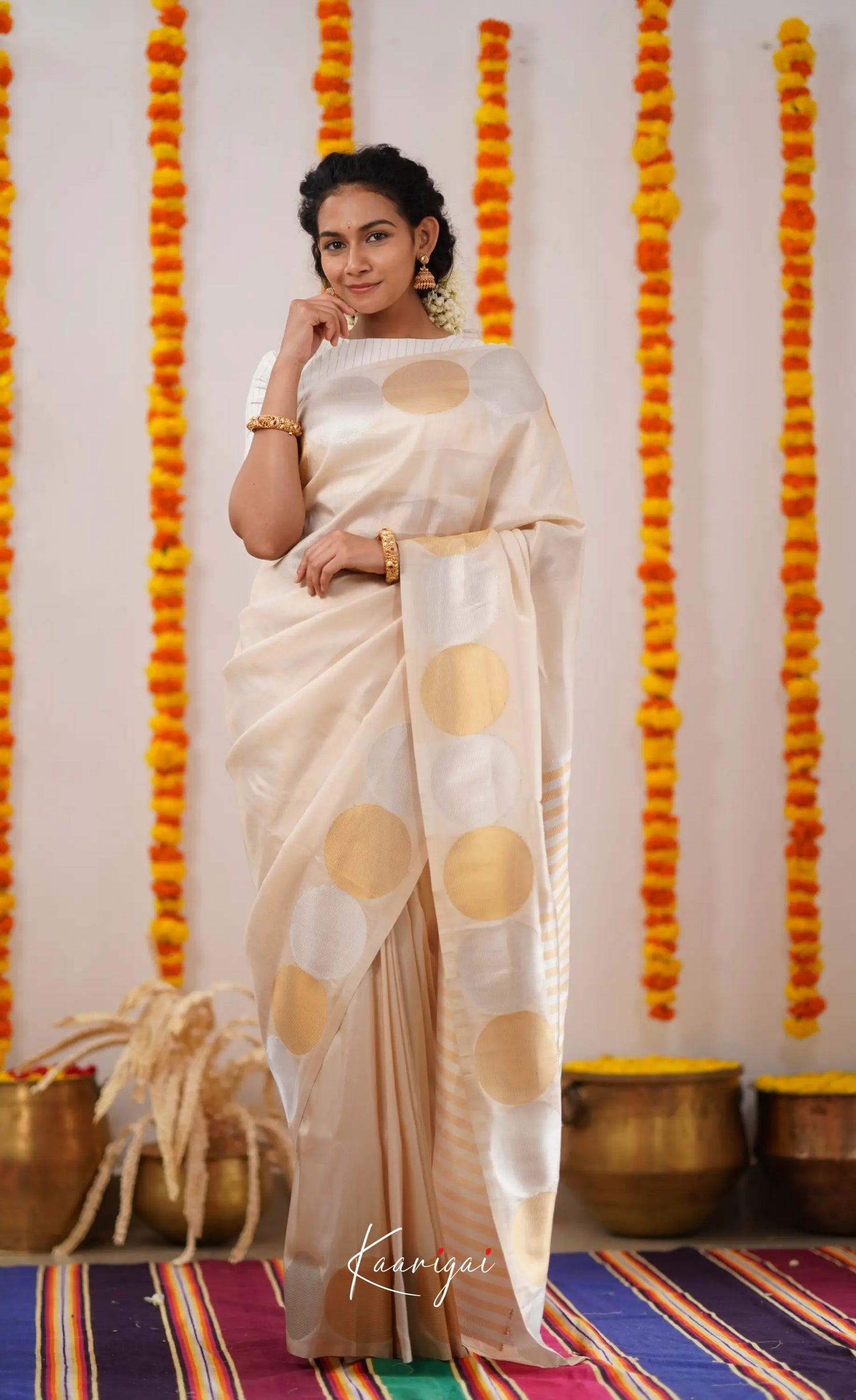 Omana Blended Silk Saree - White And Gold Sarees