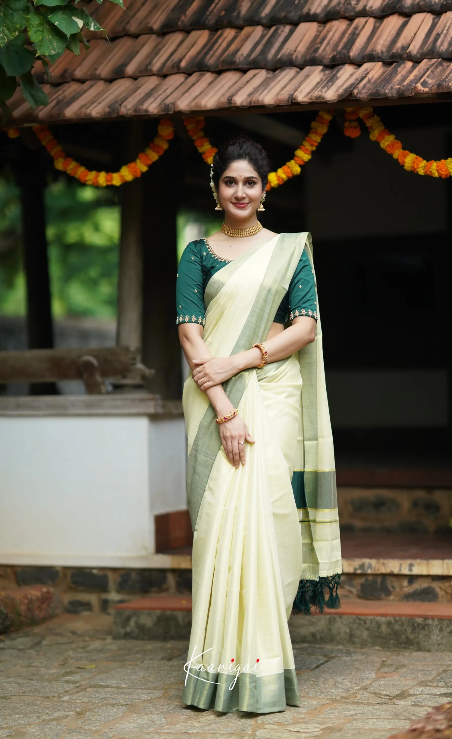 Omana Cotton Saree - Cream White And Bottle Green Sarees