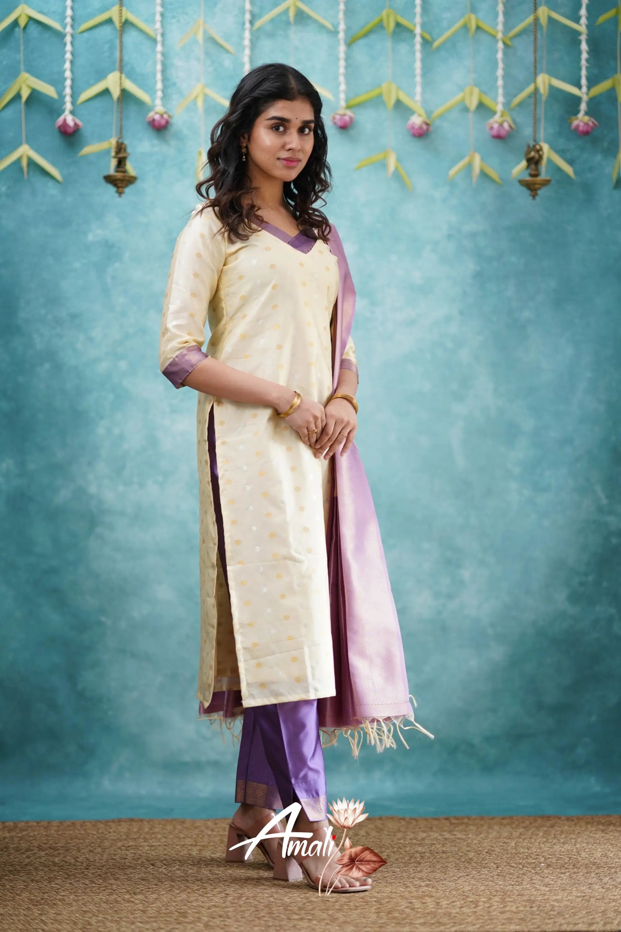 Omana - Cream And Lavender Blended Silk Salwar Salwar