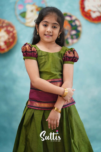 Padmaja - Green And Magenta Pink Pavadai Sattai Kids-Suttis