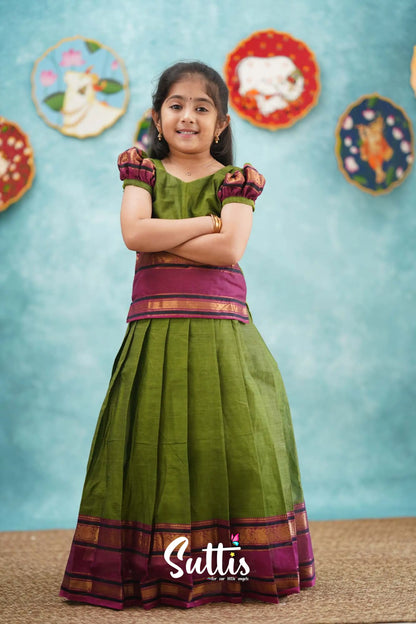 Padmaja - Green And Magenta Pink Pavadai Sattai Kids-Suttis