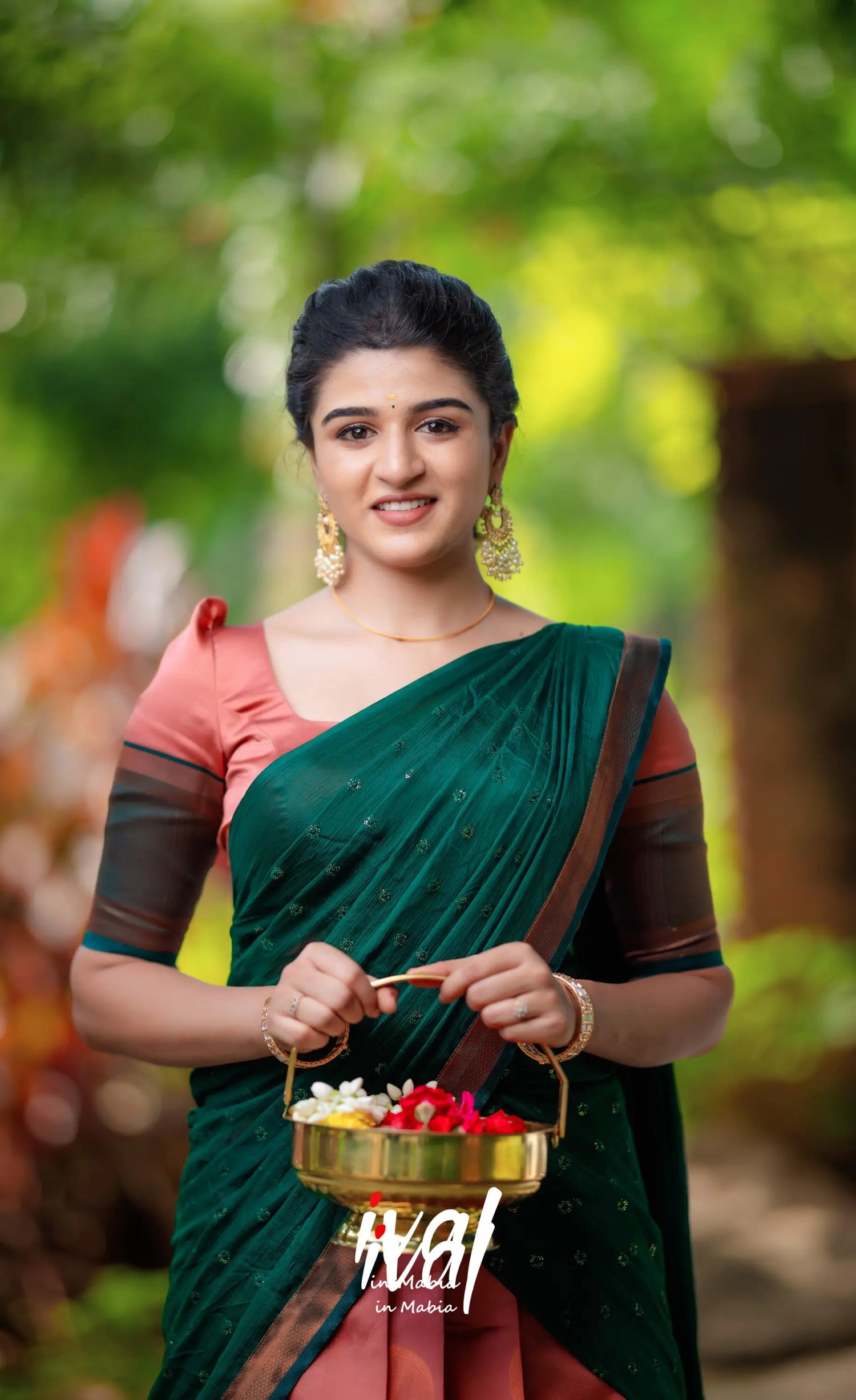 Padmakshi Copper Shade and Bottle Green Blended Silk Halfsaree