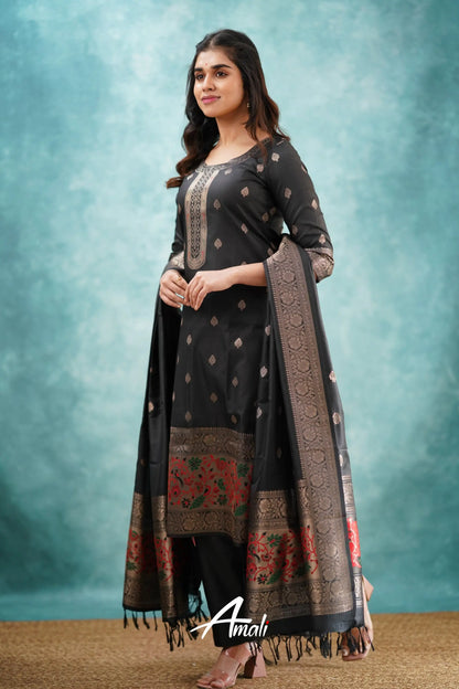 Pavani - Black Blended Paithani Silk Salwar Salwar