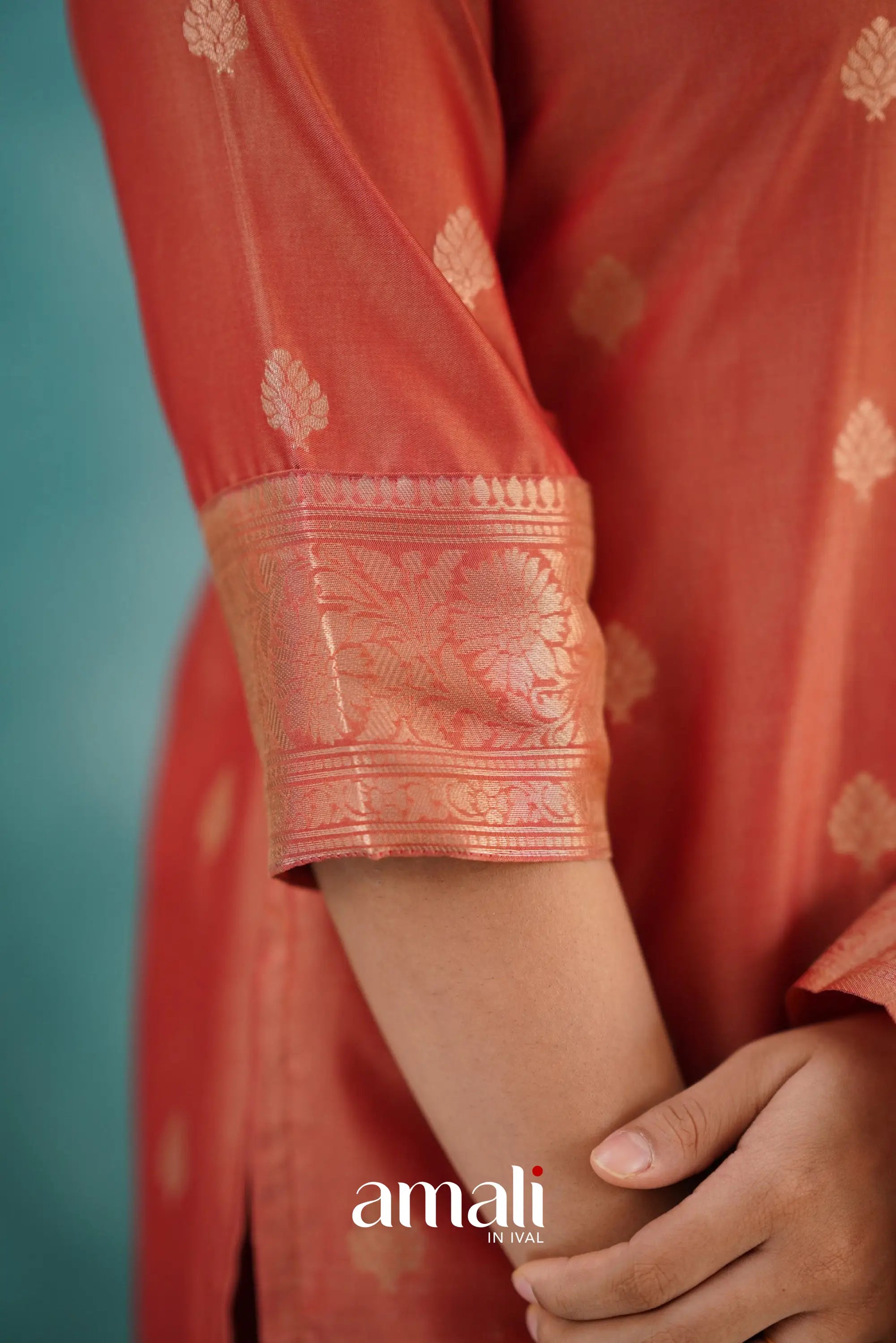 Pavani - Peach Blended Paithani Silk Salwar Salwar