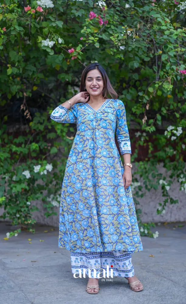 Priyo - Blue and White Jaipur Print Cotton A-line kurti and pant - salwar