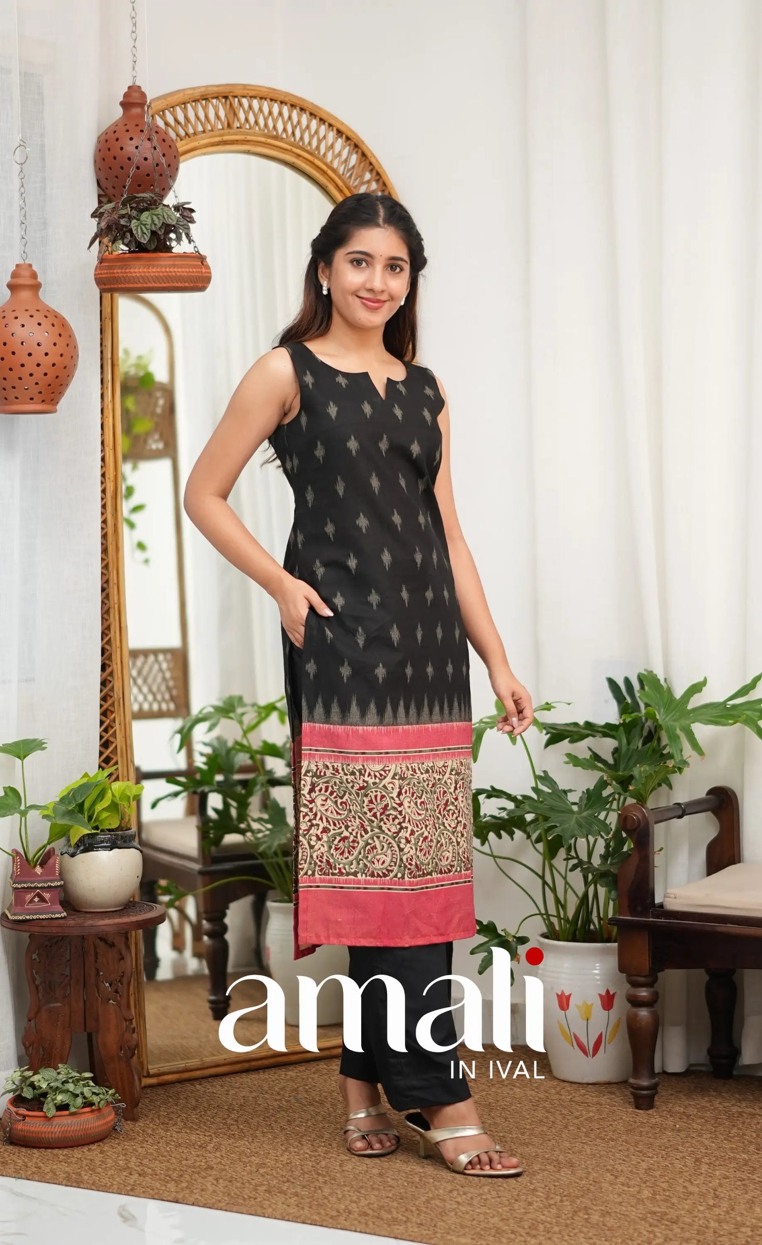 Priyo co-ord set- Black and Reddish Pink Cotton Straight Kurti with Pant - salwar