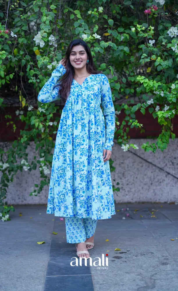 Priyo - Light blue Jaipur Print Cotton A-line kurti and pant - salwar
