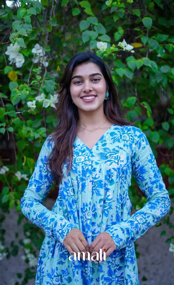 Priyo - Light blue Jaipur Print Cotton A-line kurti and pant - salwar