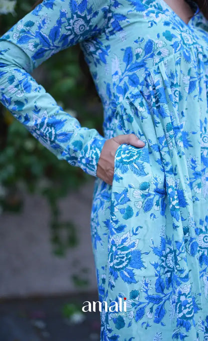 Priyo - Light blue Jaipur Print Cotton A-line kurti and pant - salwar
