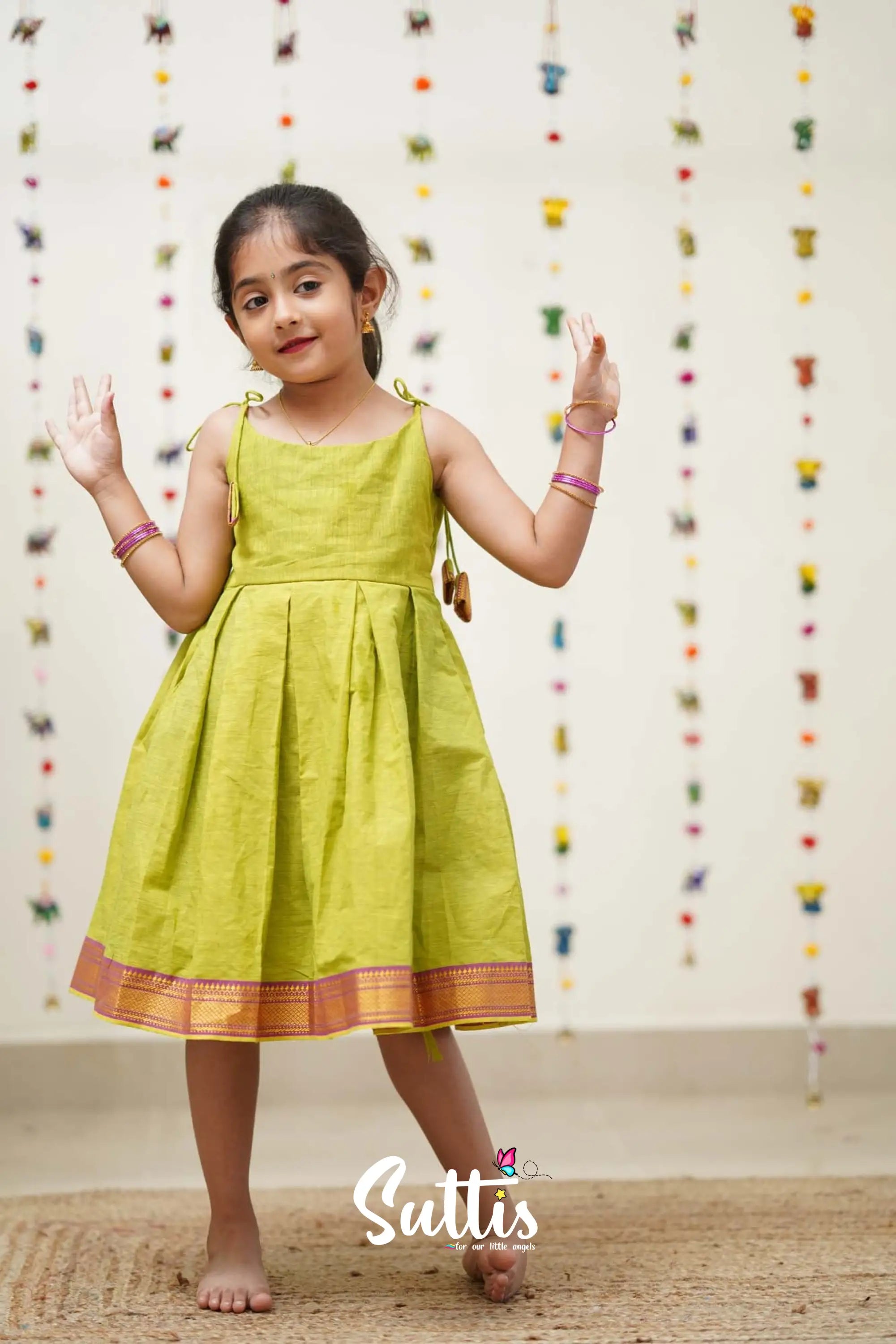 Raaga - Parrot Green And Light Pink Cotton Suttis Frock Kids-Suttis