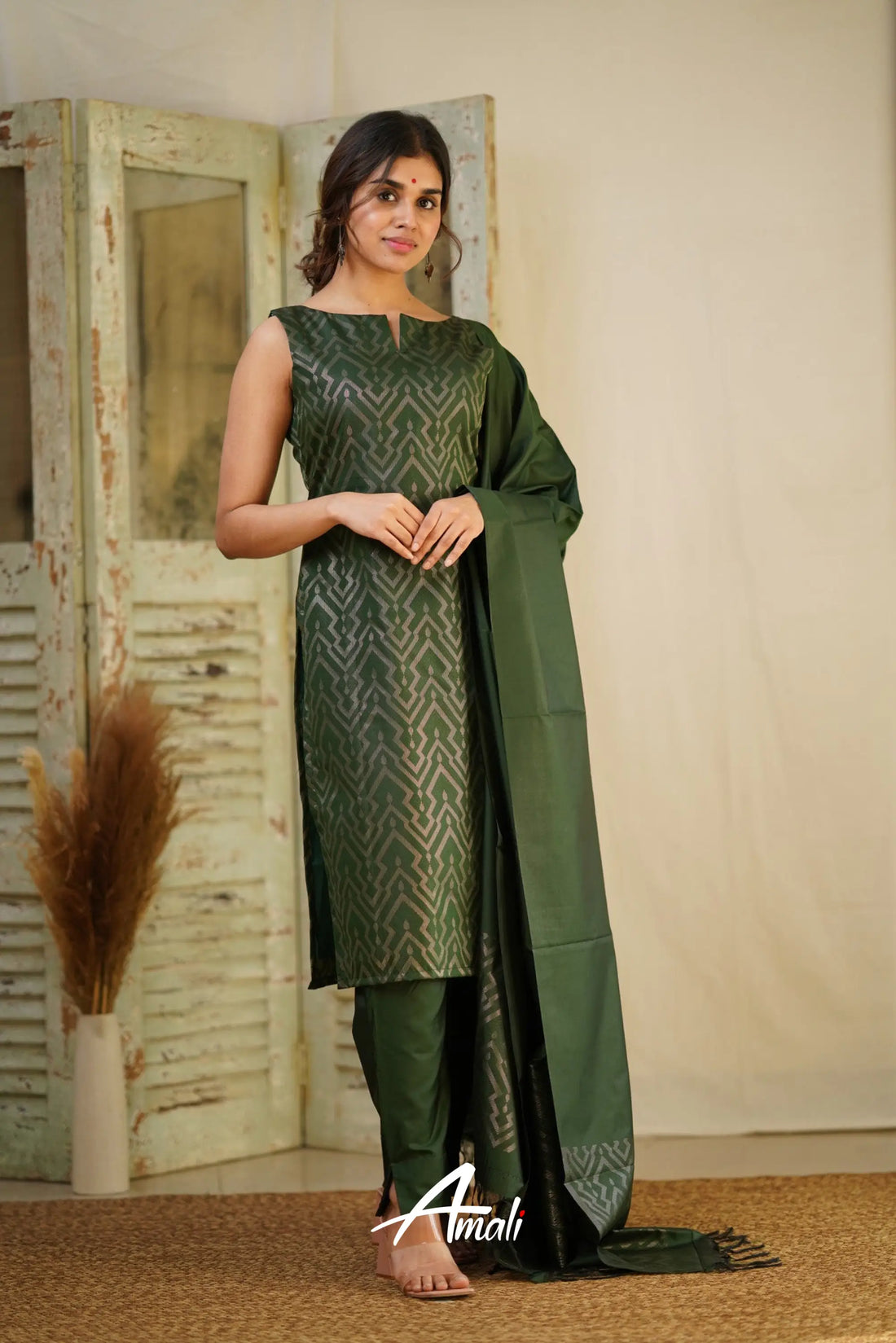 Rathi - Dark Green Unstitched Semi Kanchipuram Silk Salwar Salwar