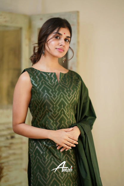 Rathi - Dark Green Unstitched Semi Kanchipuram Silk Salwar Salwar