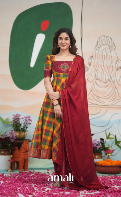 Red and Bottle Green Kandangi Checks Cotton Anarkali Anarkalis