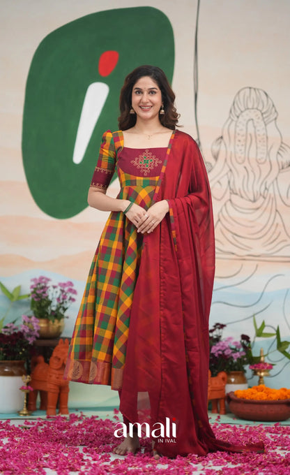 Red and Bottle Green Kandangi Checks Cotton Anarkali Anarkalis