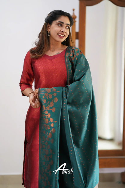 Saara - Maroonish Red And Dark Teal Semi Kanchipuram Silk Salwar Salwar