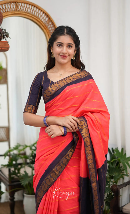 Saaral - Coral Orangish Pink and Dark Navy Blue Sungudi Saree - Sarees
