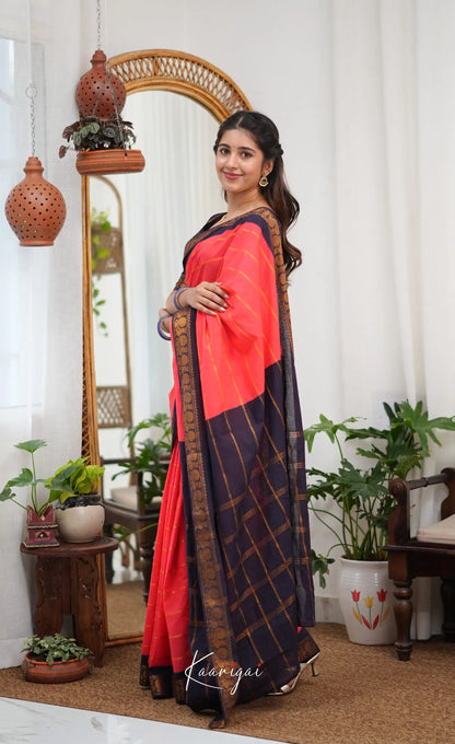 Saaral - Coral Orangish Pink and Dark Navy Blue Sungudi Saree - Sarees
