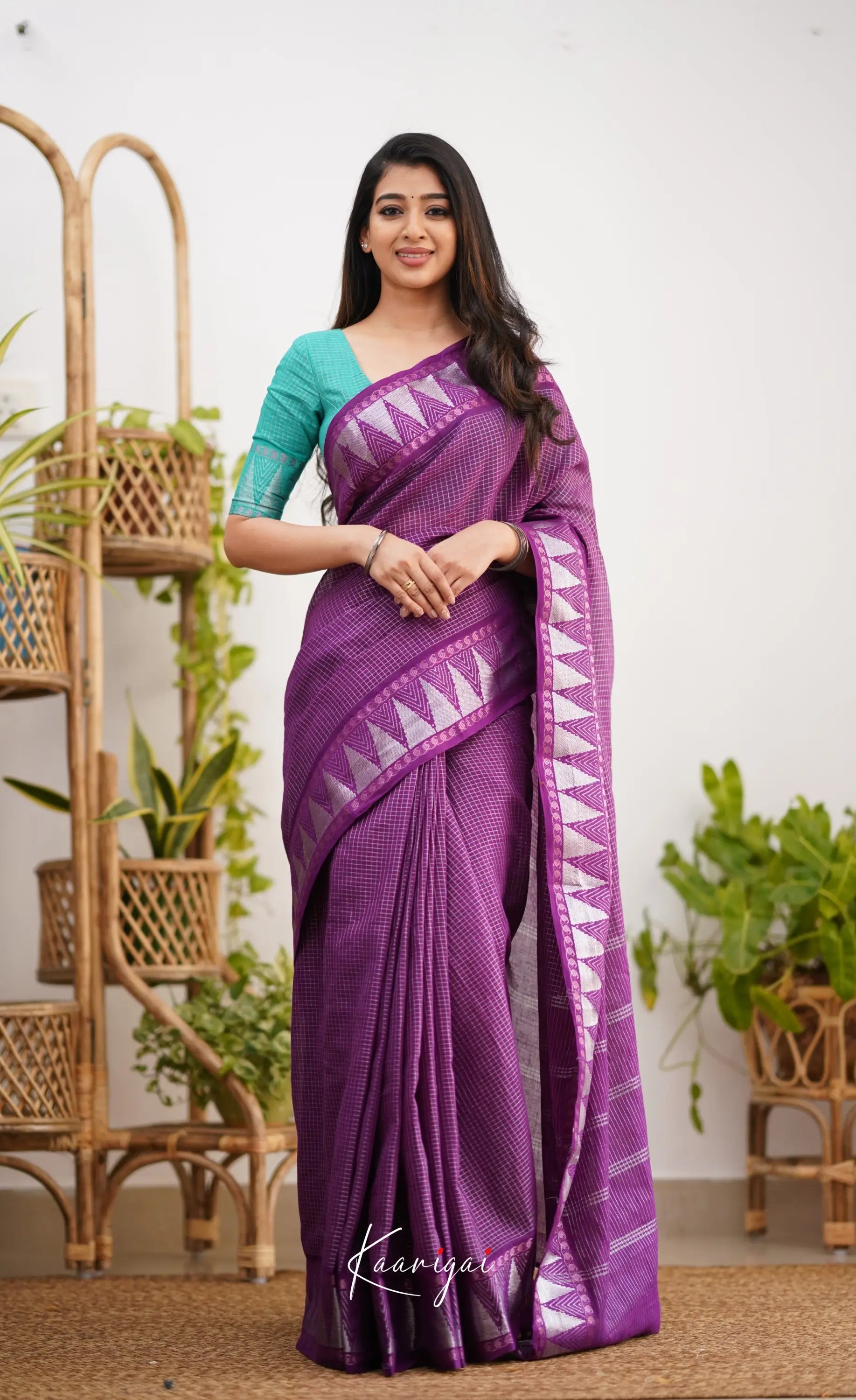 Saaral Dark Purple Shade And Teal Green Tone Sungudi Saree Sarees