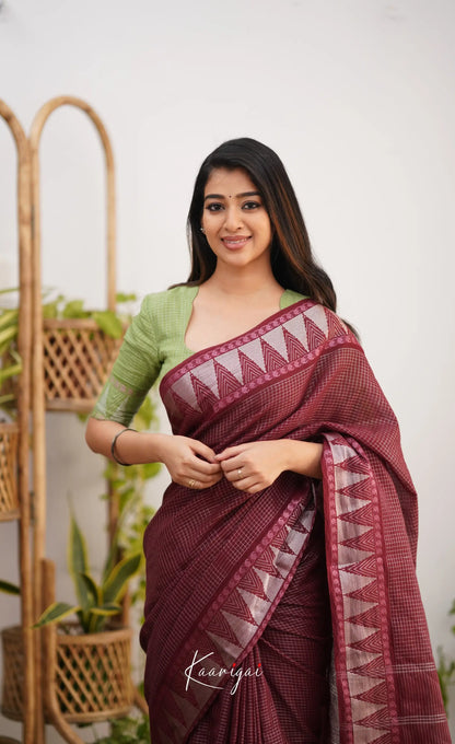 Saaral Maroonish Brown Shade And Pista Green Tone Sungudi Saree Sarees