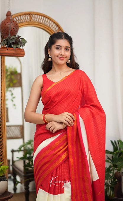 Saaral - Red and Off-white Sungudi Saree - Sarees