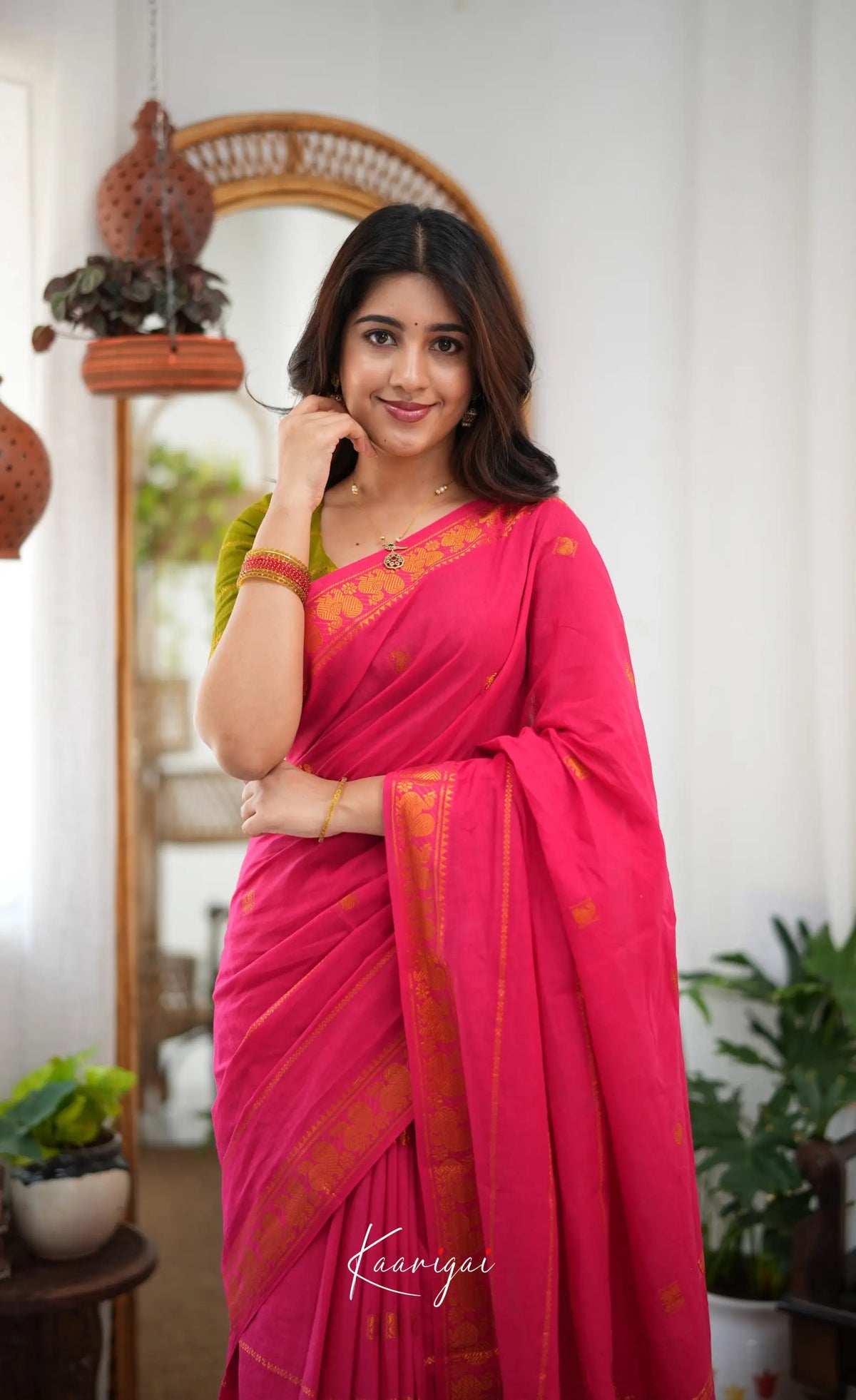 Saaral - Two-tone pink and Light green Sungudi Saree - Sarees