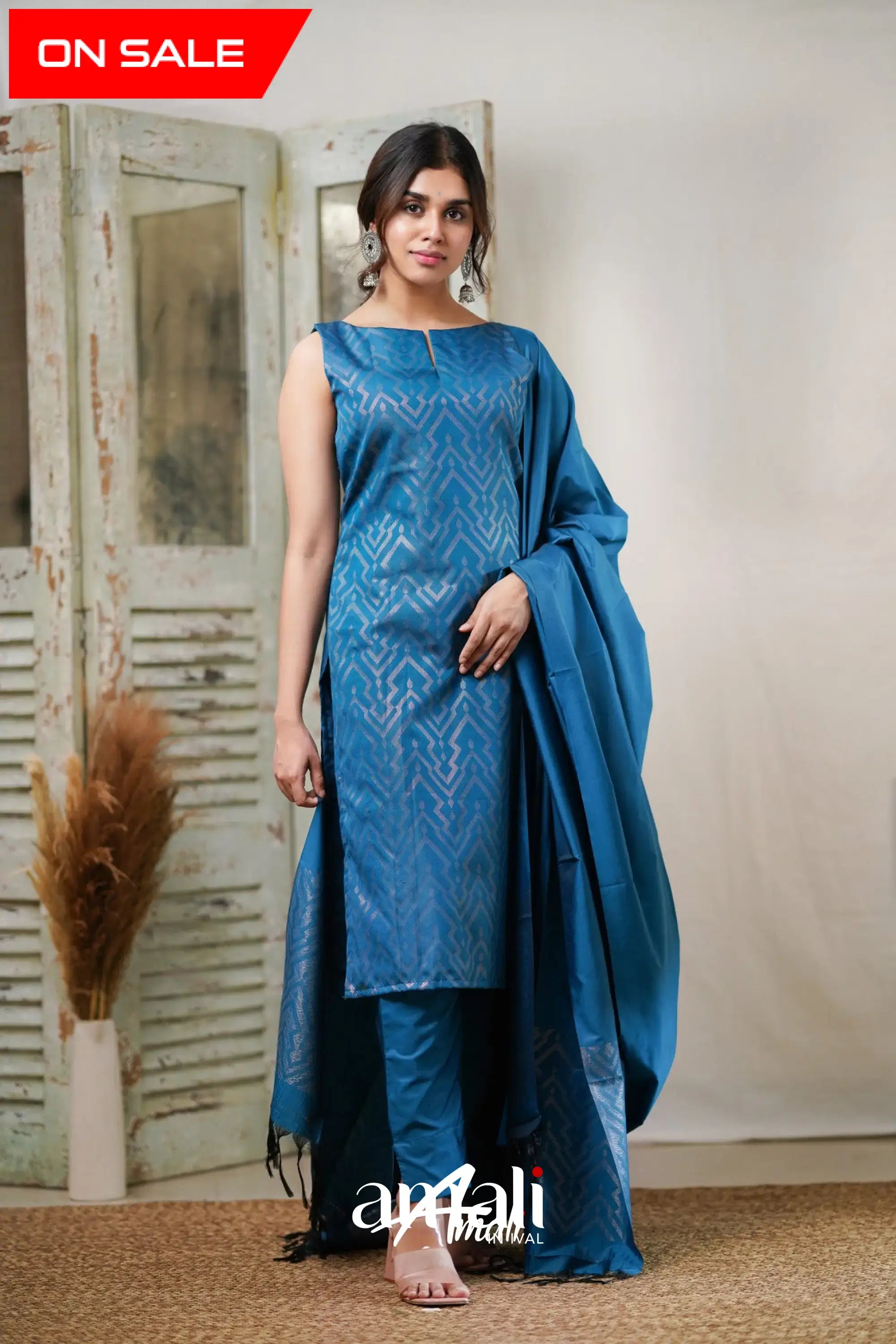 Sanvi - Blue Unstitched Semi Kanchipuram Silk Salwar Salwar