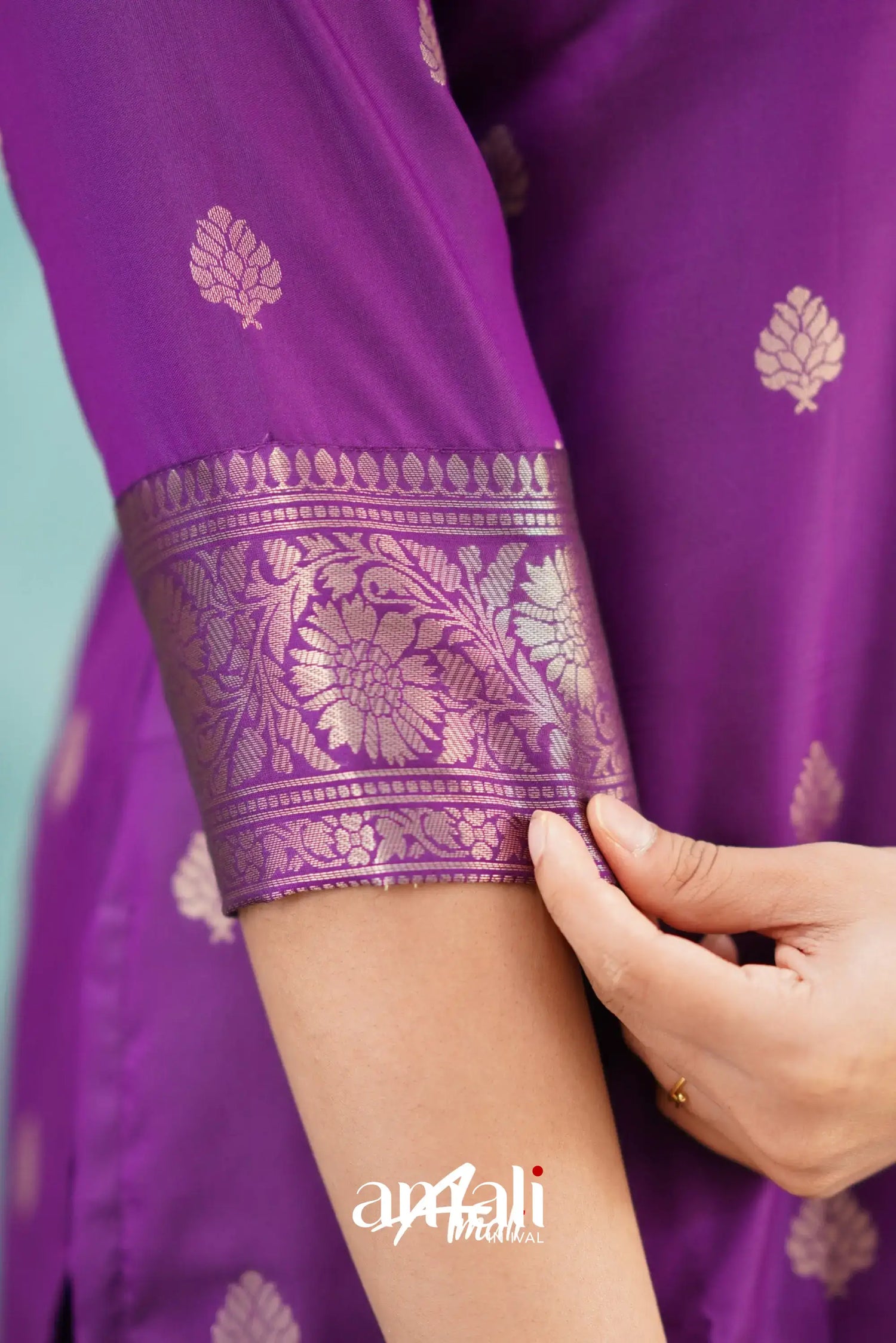 Sanvi - Purple Blended Paithani Silk Salwar Salwar