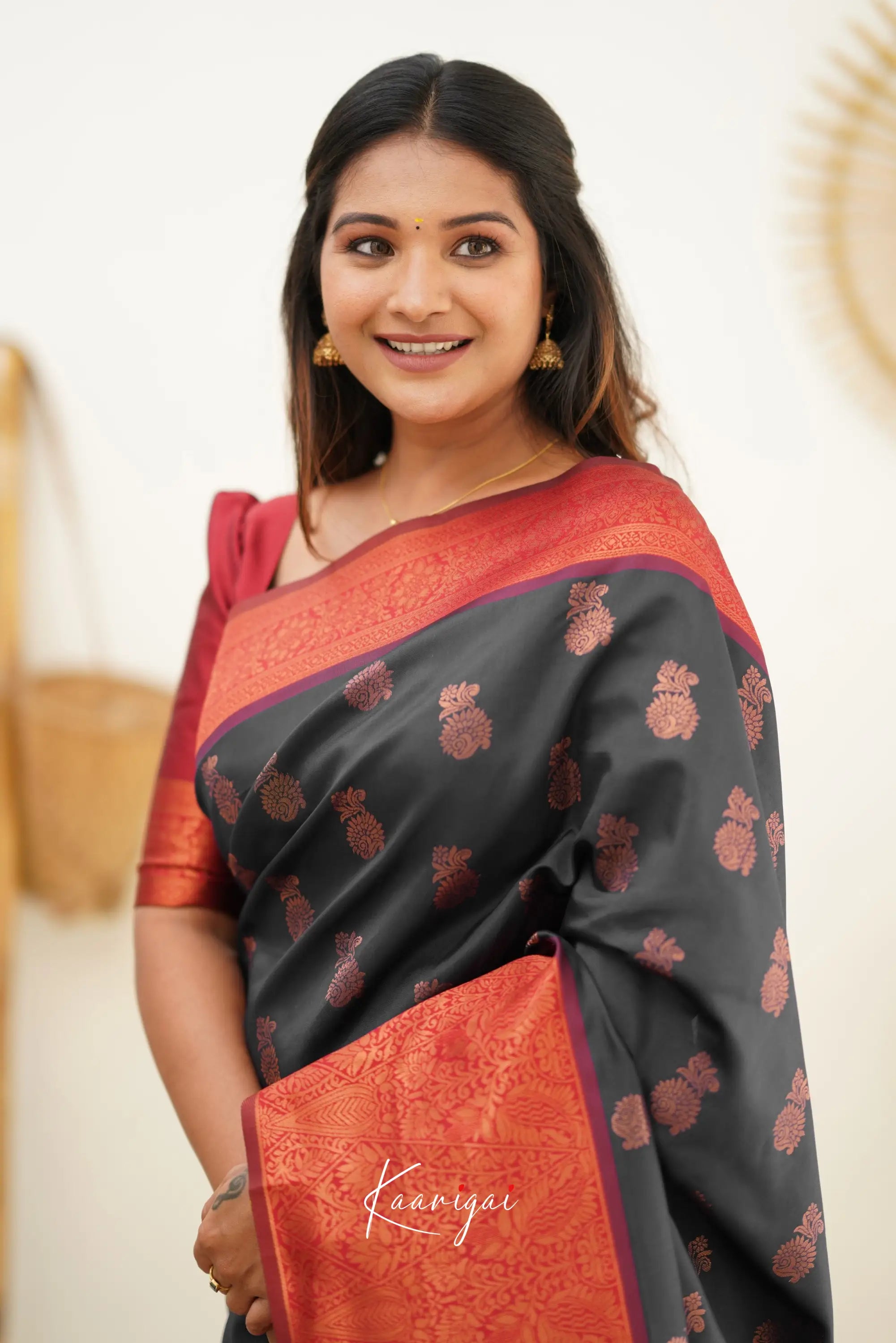 Sita - Black And Red Semi Silk Saree Sarees