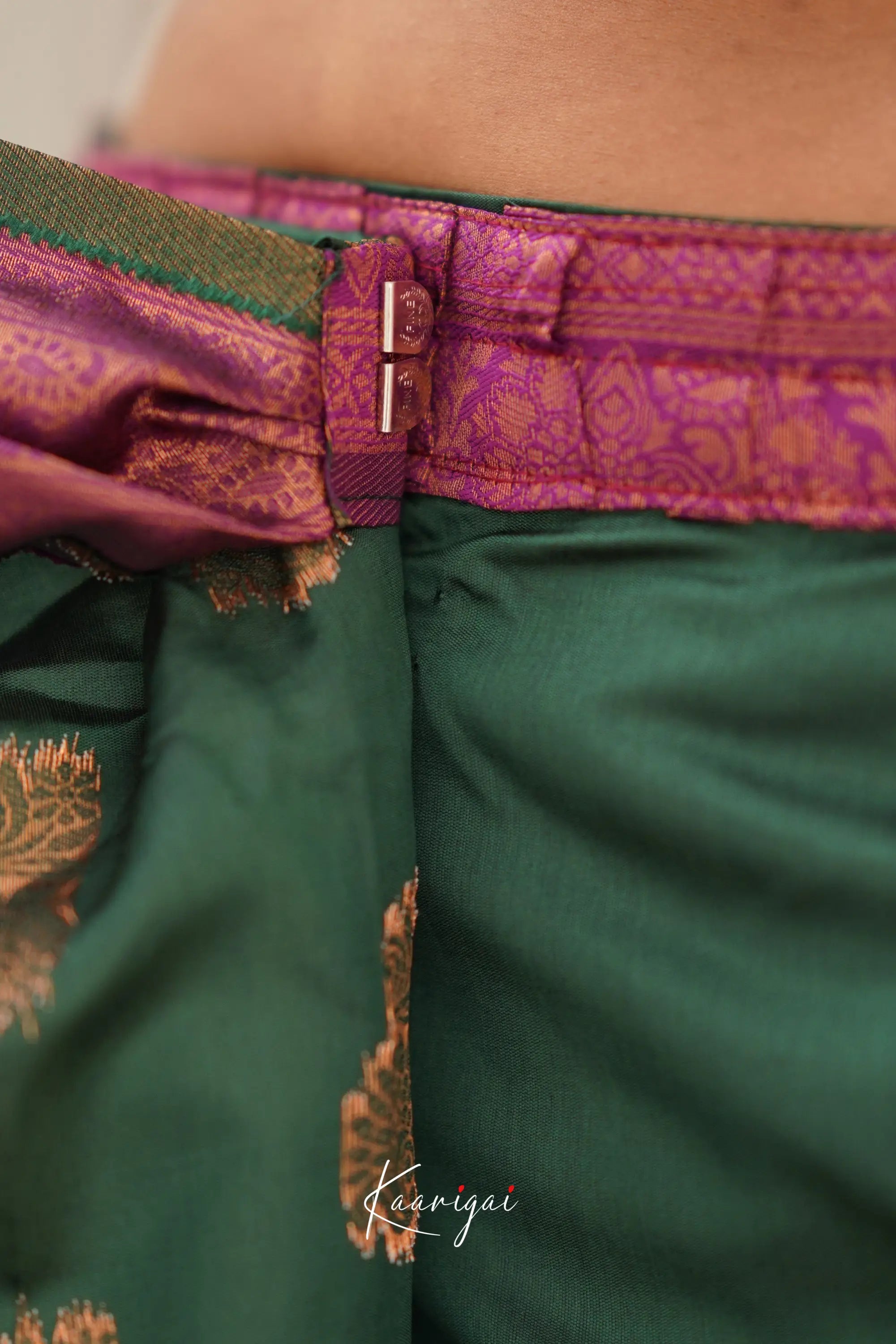 Sita - Dark Green And Magenta Semi Silk Saree Sarees