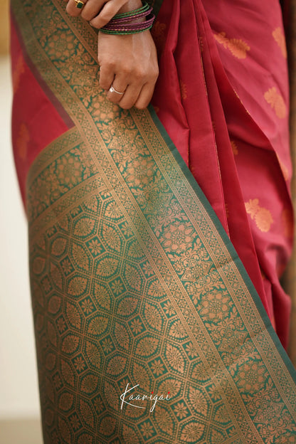 Sita - Maroon Red And Dark Green Semi Silk Saree Sarees